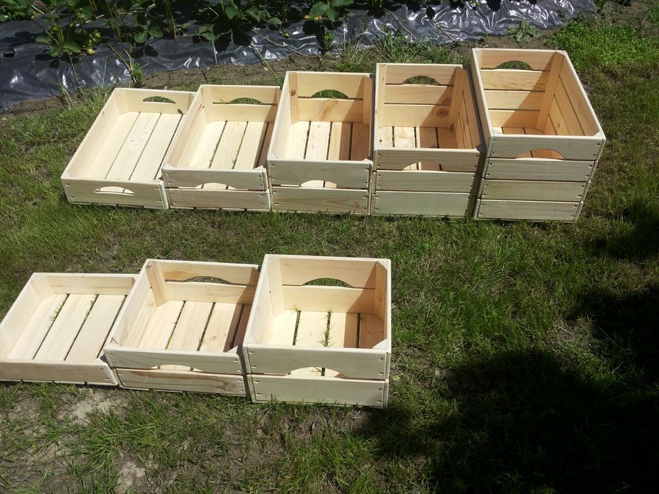 Дървени щайги ръчно изработени-големи,малки и по ваш размер