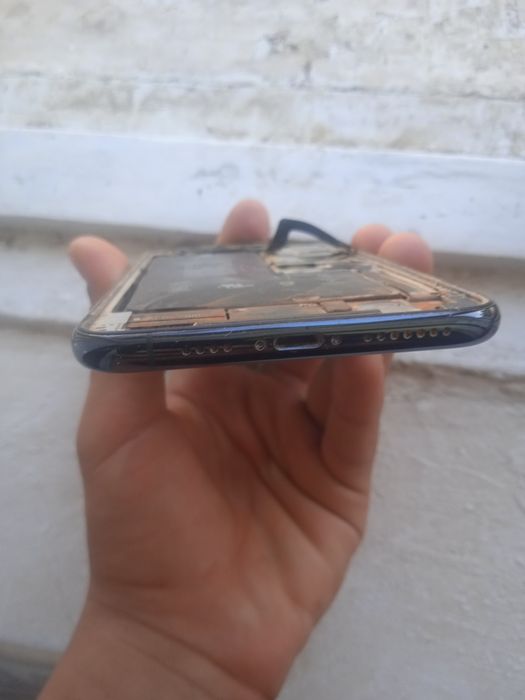 iPhone 11pro max sotiladi