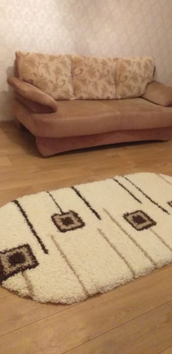 Inchiriez apartament cu 3 camere