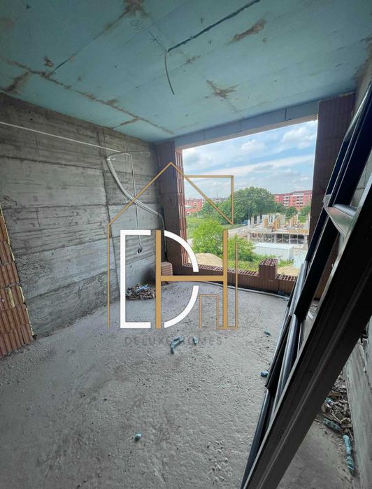 Продава се Тристаен апартамент в Пловдив, Остромила - 95 кв.м за 948 €/кв.м - Снимка #6