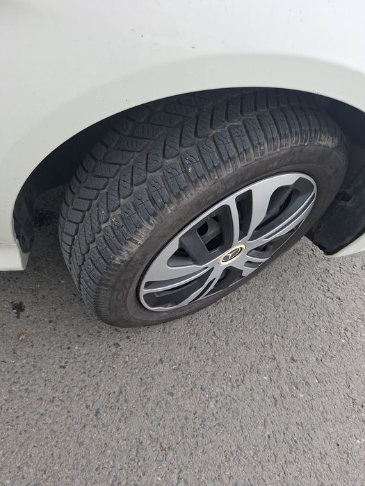 MERCEDES-BENZ A-Class 2011 — imagine 4