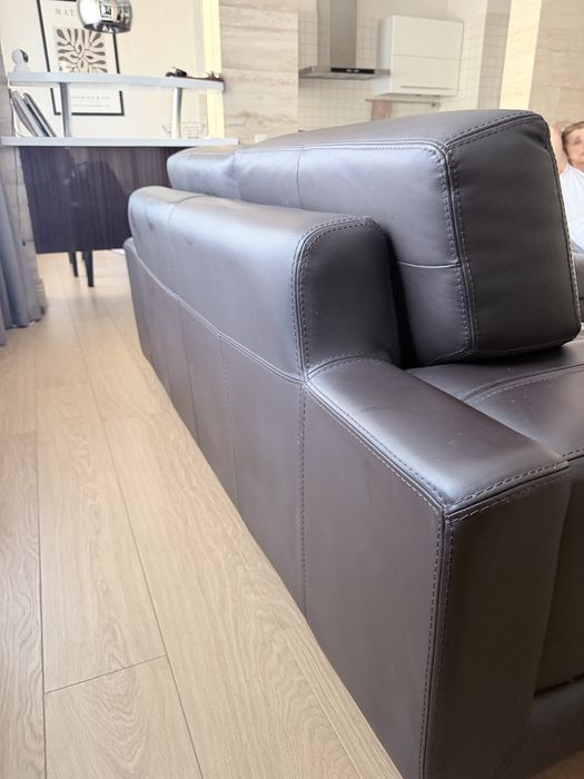 Диван из натуральной кожи