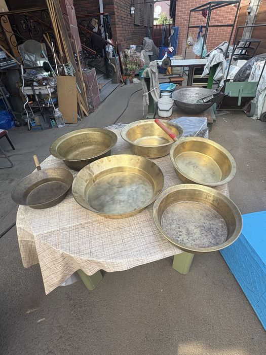 Продам медные тазы трех видов
