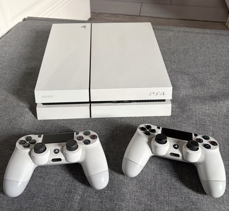 Прошитый playstation 4 белый