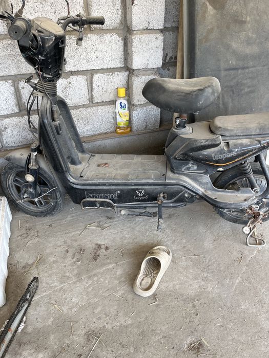 продам мопед б/у