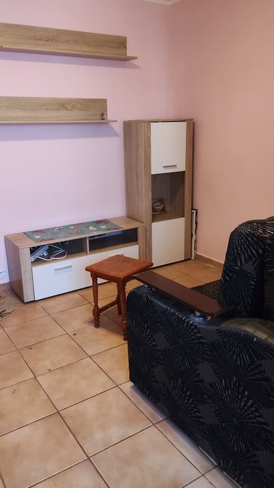 Garsonier de inchiriat,cf 3,capat Pantelimon,1100lei ,garantie 1300