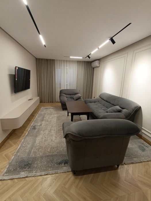 Сергели. Сдается в аренду квартира с новым LUX ремонтом, 3х ком.