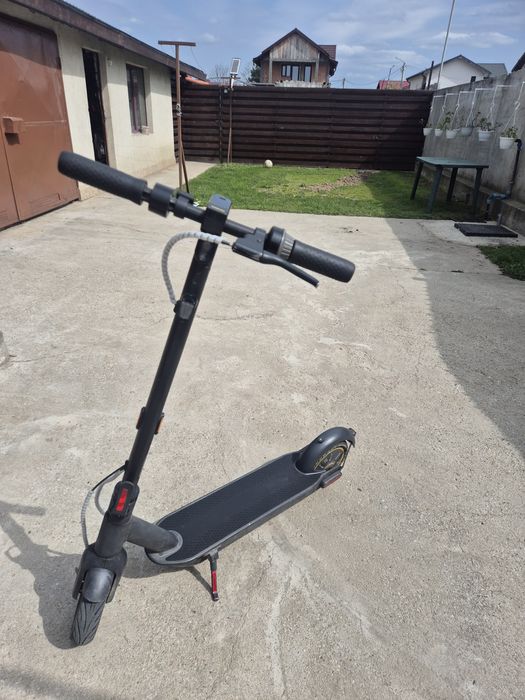 Trotineta electrica ninebot g30