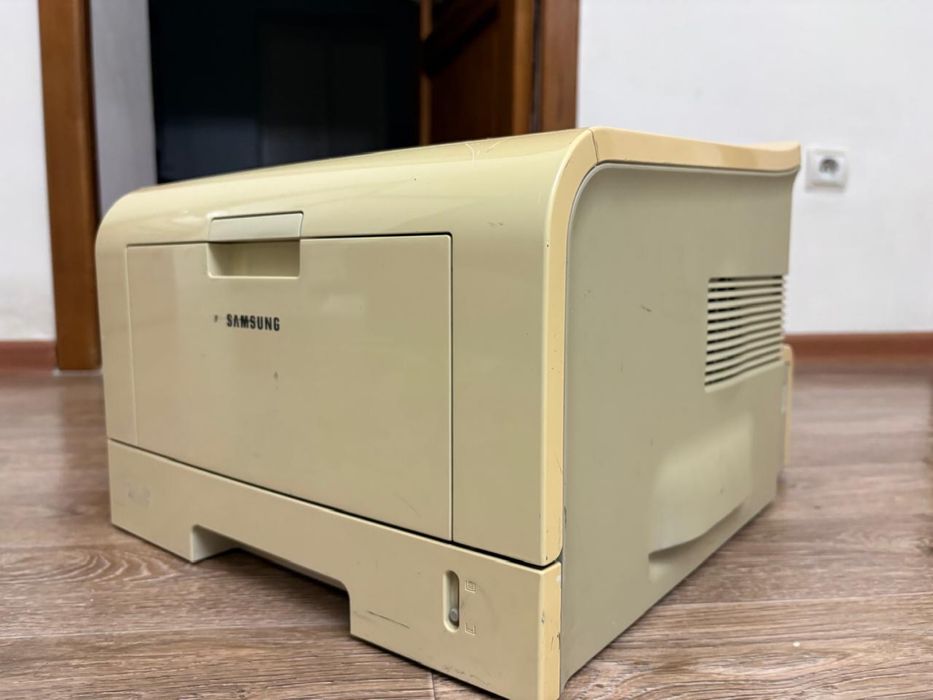 Лазерный принтер Samsung ML-2250