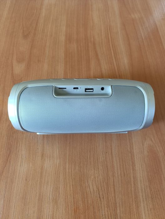 Колонка JBL charge 4