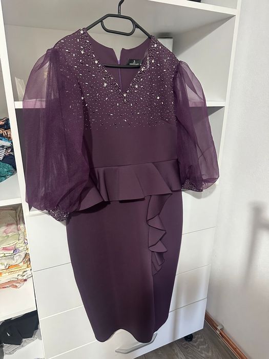 Vand rochie de seara