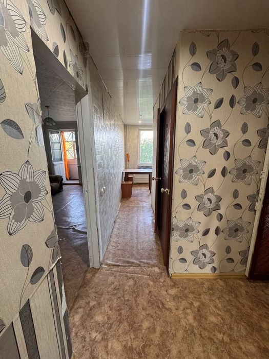 Продаётся 3 комн Ремзавод 63кв