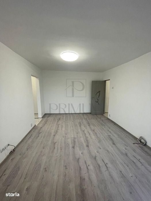 Dambovita - 2 Camere - Bloc izolat - Complet renovat - Balcon spatios — fotografia 1