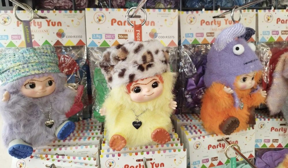 2bucati Jucărie Plus/Păpușă Wakuku, Nou Branesti • OLX.ro