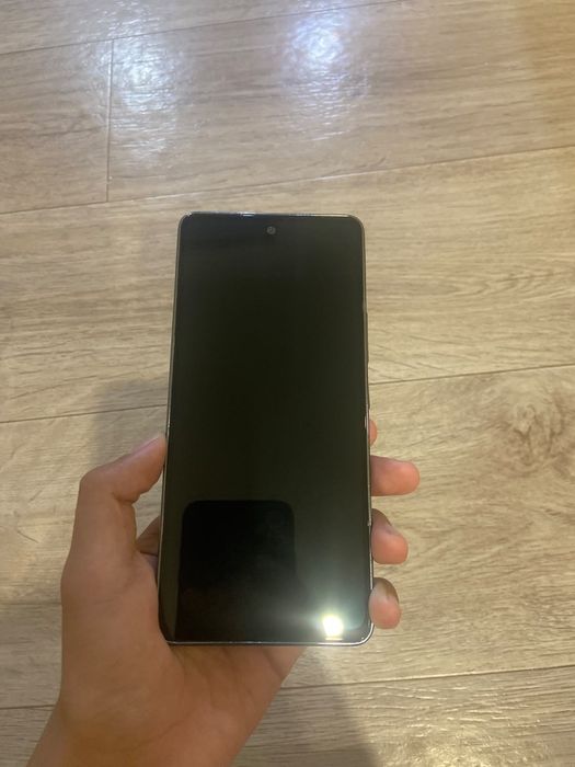 Продам  Samsung Galaxy A53