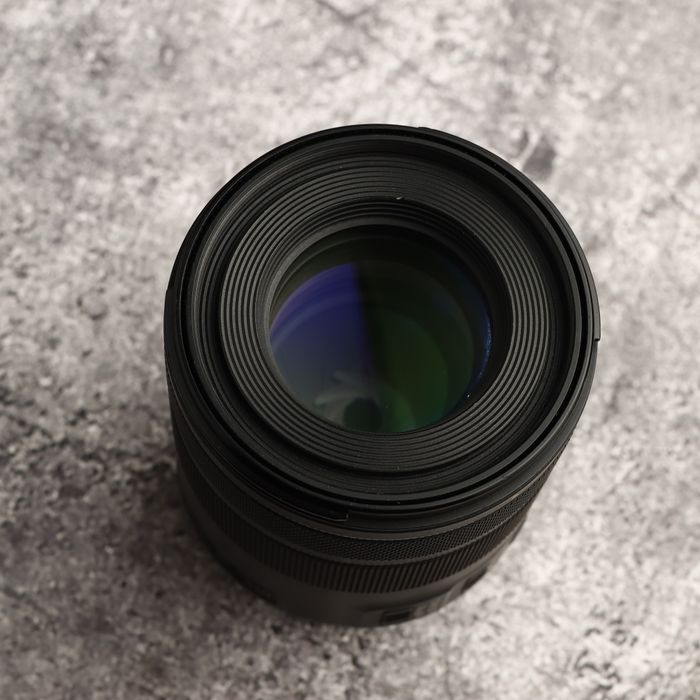 Обектив canon rf 85mm f2 macro is stm