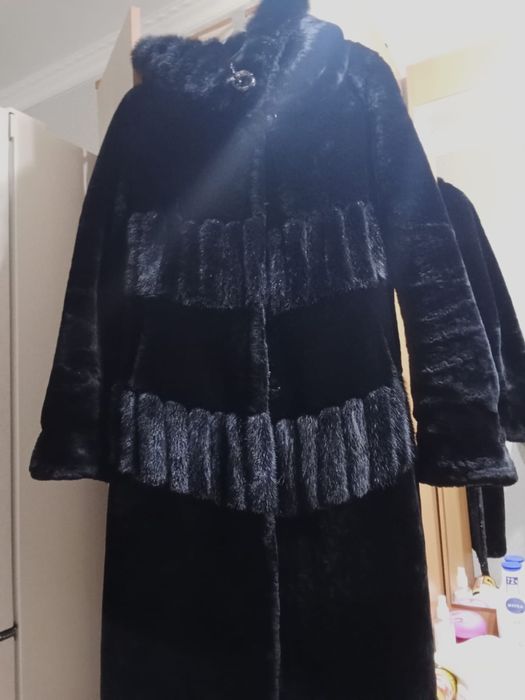 Шуба мутон. В отличнлм состоянии