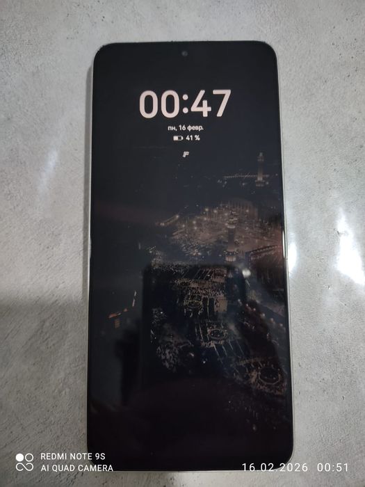 Huawei nova 13i  256гб