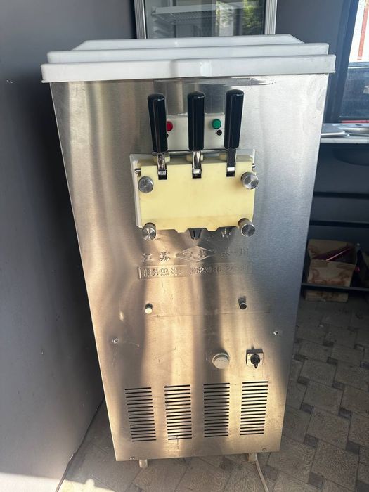 Фрезер аппарат сотилади.жуда зур холатда.нархи булиши 1700$