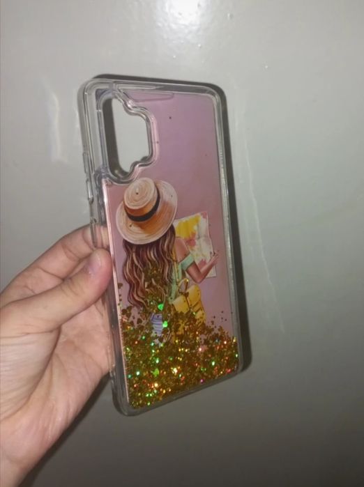 Чехол на телефон