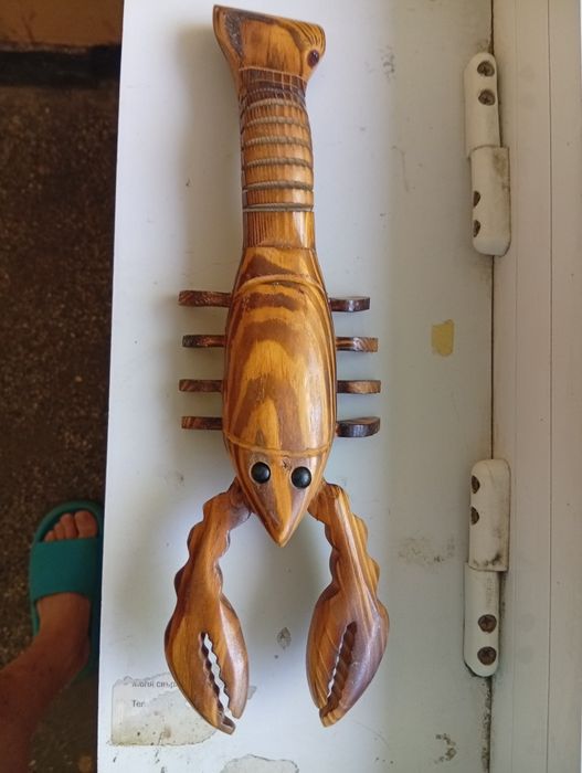 Сувенир дървен рак