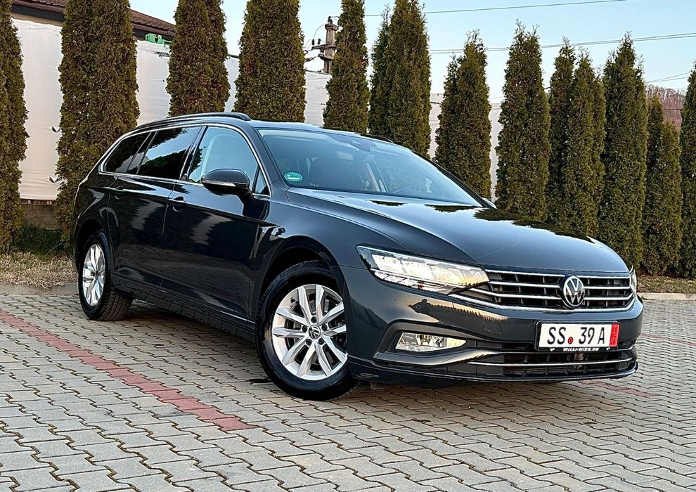 Volkswagen Passat VW PASSAT/Bord Virtual/Cameră Marșarier/Full Led/Uranograu/etc