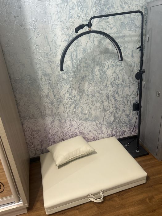 Продам лампу и кушетку