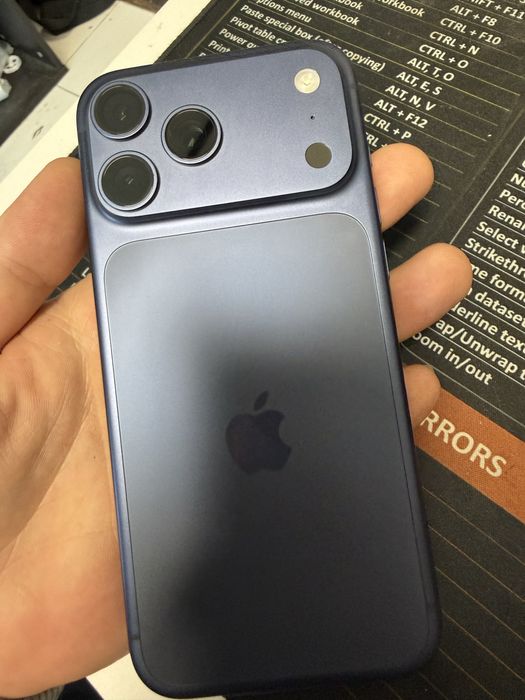 iPhone 17 Pro Max 256GB Impecabil Garantie 2026