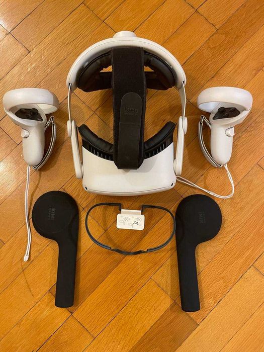 Meta Quest 2 (128 GB) + много Kiwi Design аксесоари