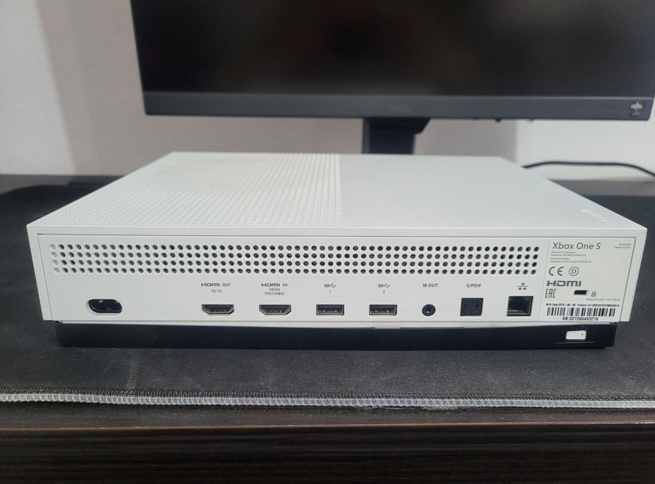 Xbox one s carcasă