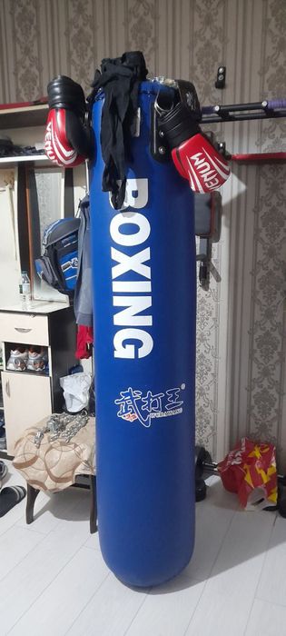 Боксёрский мешок новый аригинал