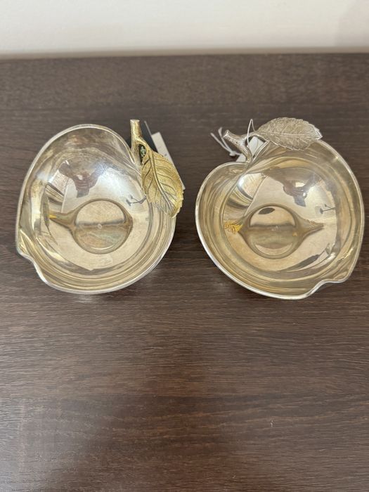 Серебрянные вазы