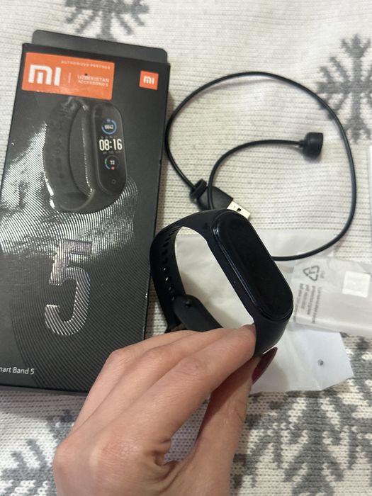 Часы Mi Smart Band 5