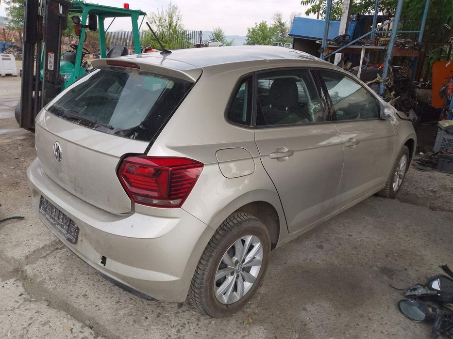 На части VW Polo  1.6 TDI AVTOMATIK