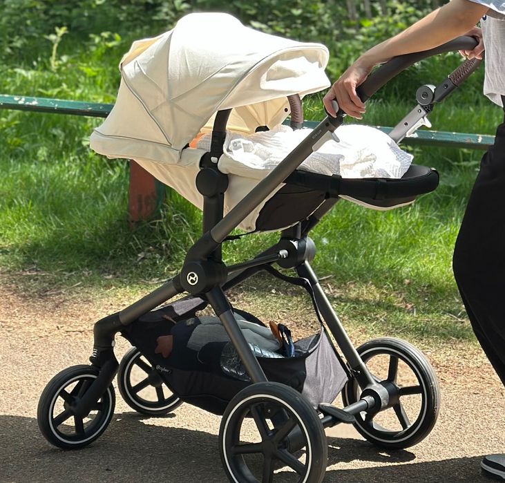 Количка Cybex Eos LUX 2024 3 в 1