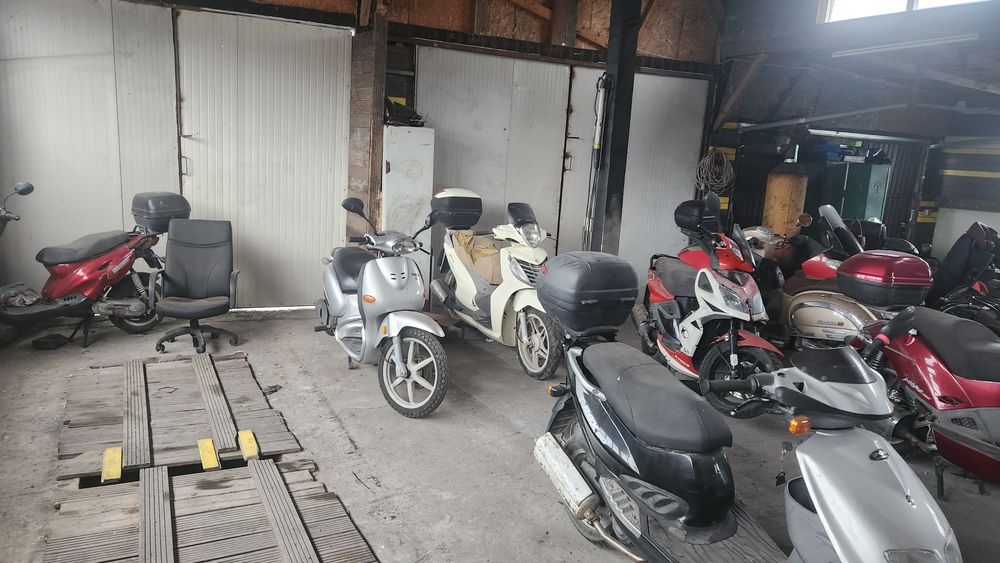 Scutere cu acte diferite modele