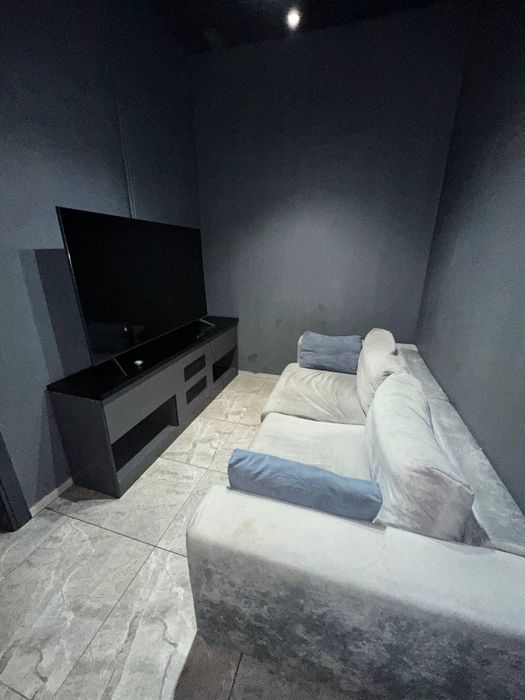 Продается мониторы,пс5,телевизор