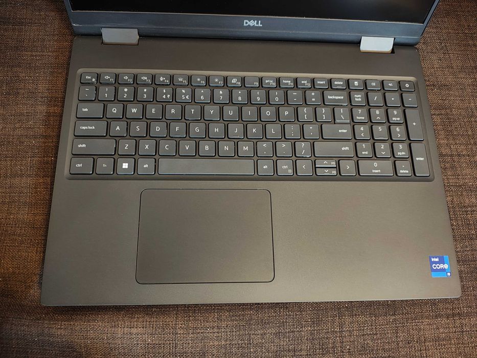 Dell Precision 7680 128GB DDR5/RTX 4000 ADA 12GB/I9-13950HX/1TB