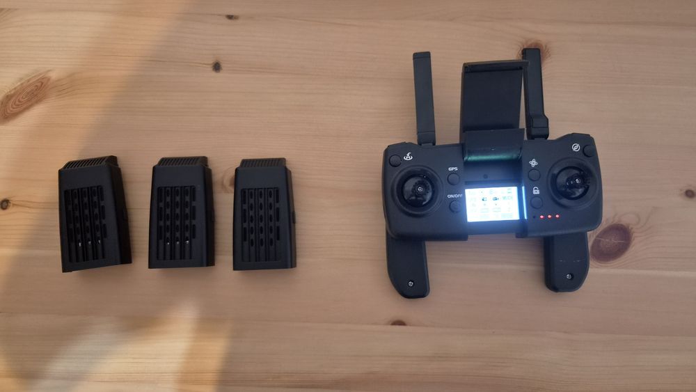 Dronă AERIUM R96X 4K Dual Camera GPS - Pachet complet 3 Baterii + Geantă