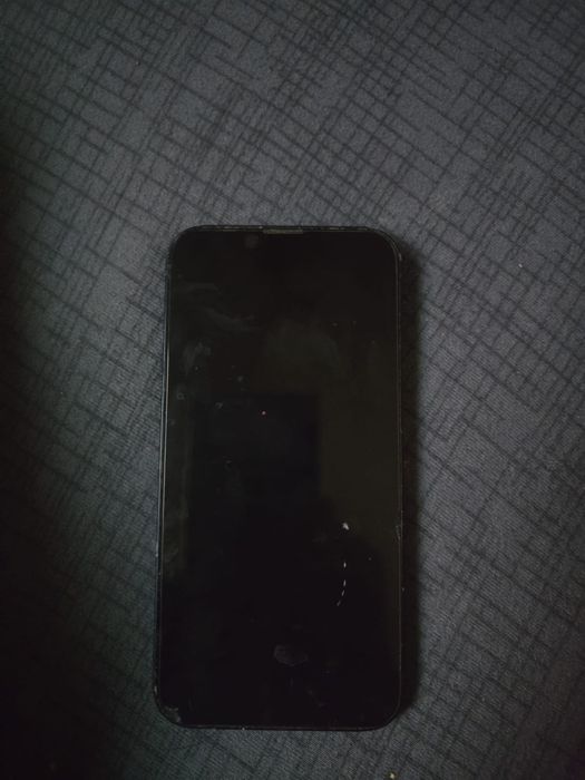 Vand Iphone in stare foarte buna……..