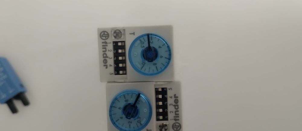 Реле...времени...FINDER