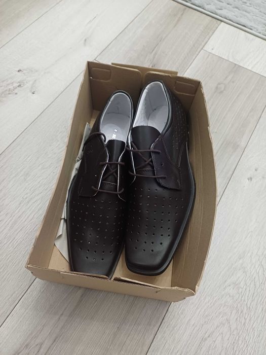 Pantofi piele noi (cadre militare)