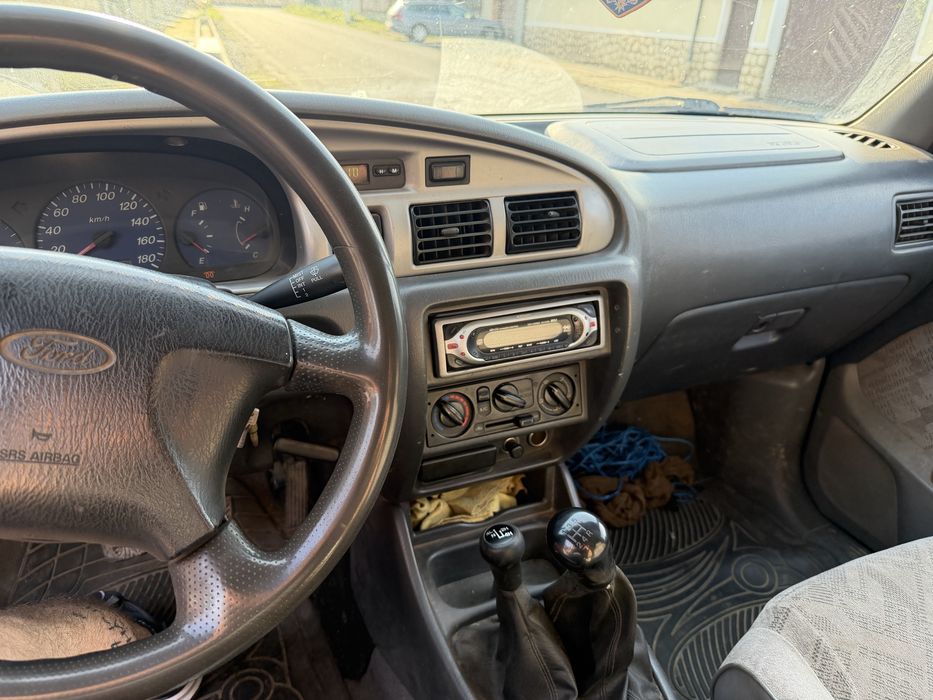 Mazda B2500 Pick up