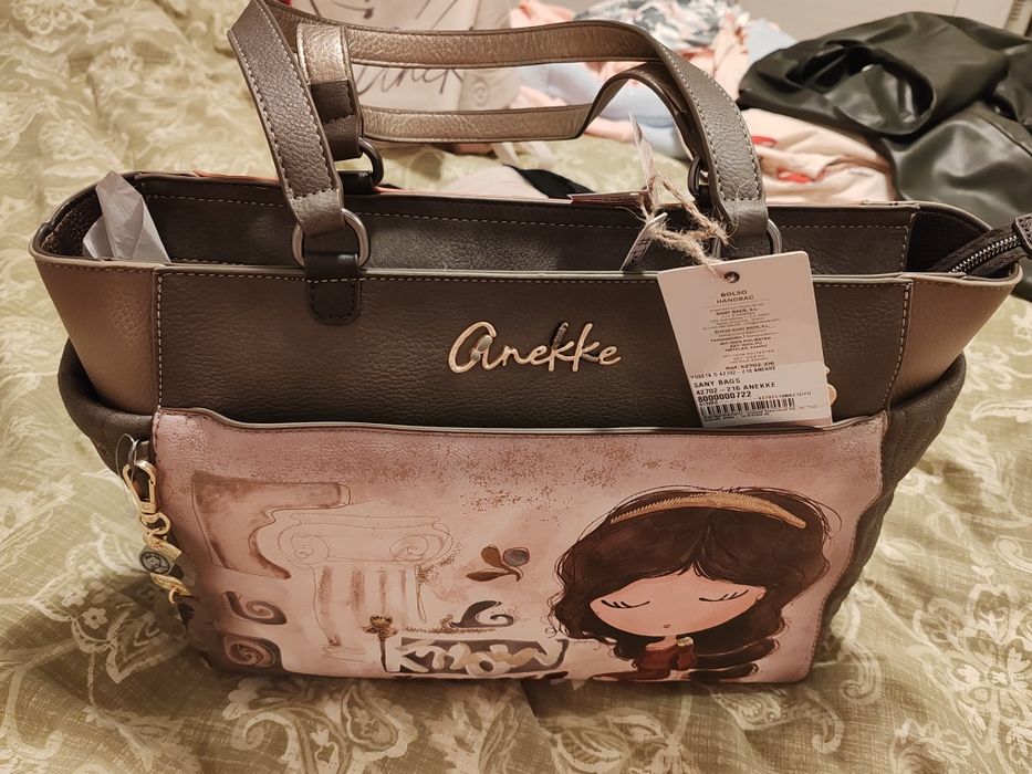 Vând Geantă Anekke nouă, cu etichetă