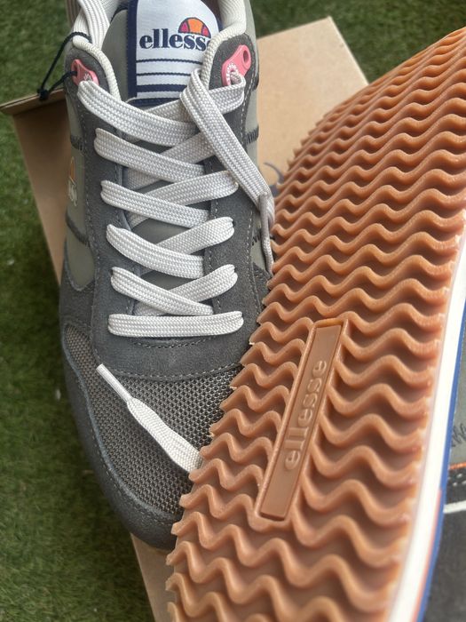НЕИЗПОЛЗВАНИ Ellesse обувки