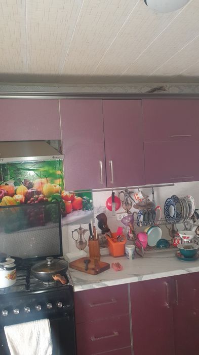 уй сотилади барча кулайликларга эга