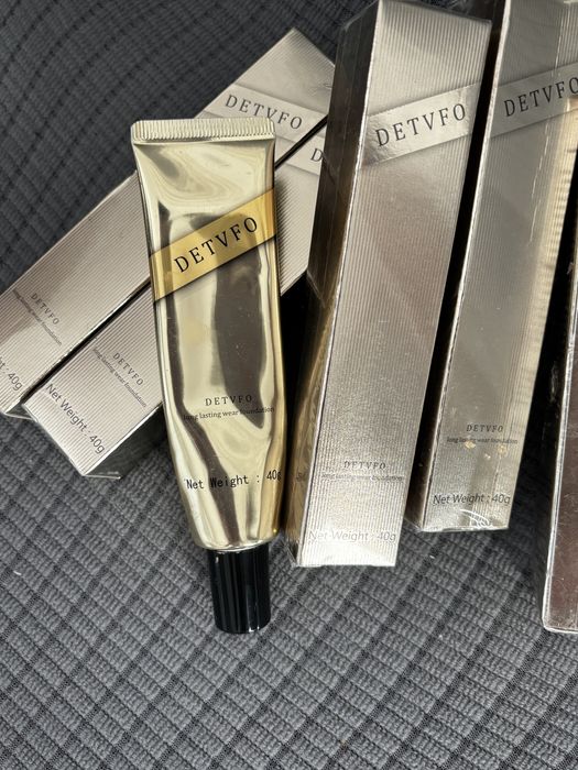 Тональный крем DETVFO 40мл