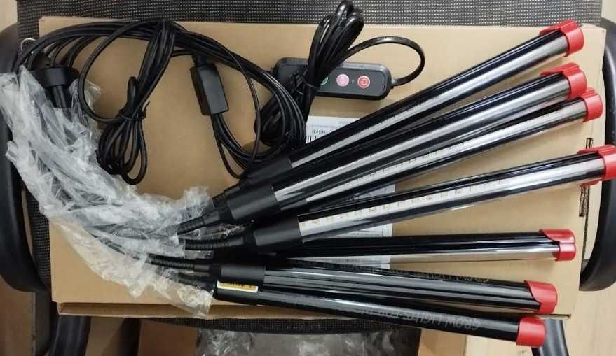 GroCruiser фитолампа с 8 глави и статив за високи растения