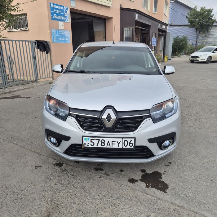 Продаю рено логан 2