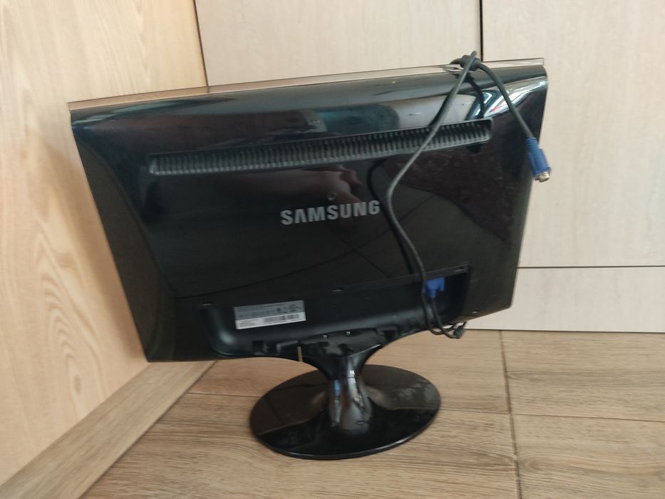 Монитор Samsung.